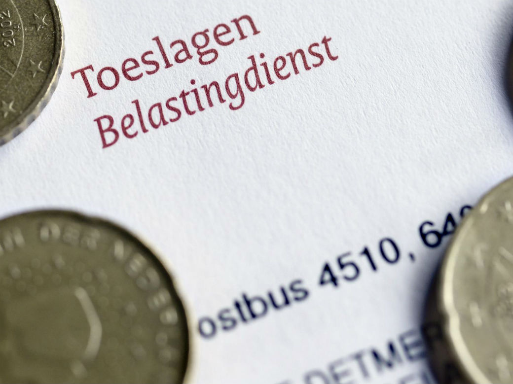 Belastingdienst brengt minima in problemen met verrekening toeslagen